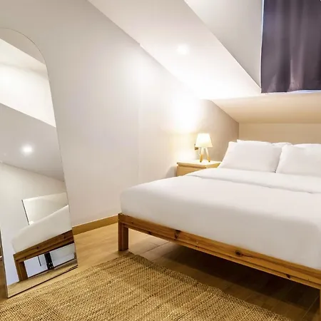 Modern And Central Flat Near Kadikoy Bull Statue * Istanbul
